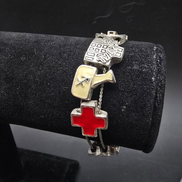 Nurse Slide Charm Bracelet Medical Field Gift Nurse Appreciation - Picture 2 of 6